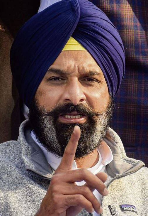 ਵੋਟਿੰਗ ਸ਼ੁਰੂ ਹੋਏ ਚਾਰ ਘੰਟੇ ਬੀਤੇ, ਇਹ ਦਿੱਗਜ਼ ਬੁਰੀ ਤਰ੍ਹਾਂ ਪਿਛੜੇ