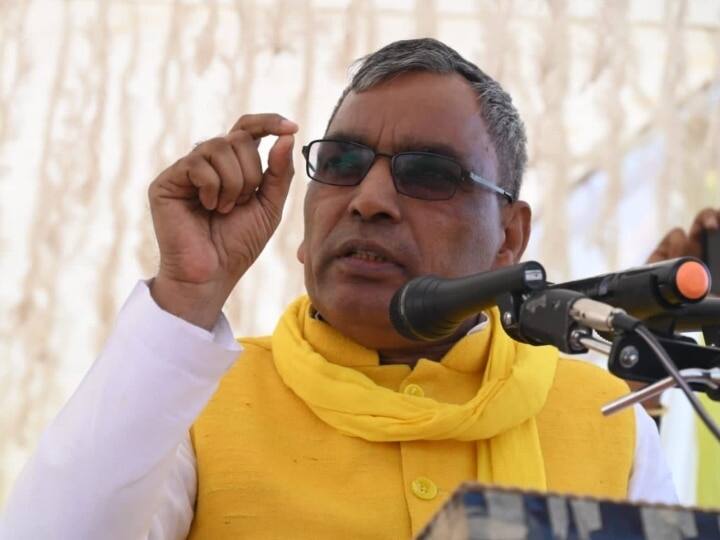 up election results 2022 om prakash rajbhar zahoorabad vidhan sabha result 2022 subhaspa UP Election Result 2022: जहूरादबाद सीट से सुभासपा के ओम प्रकाश राजभर चल रहे हैं पीछे