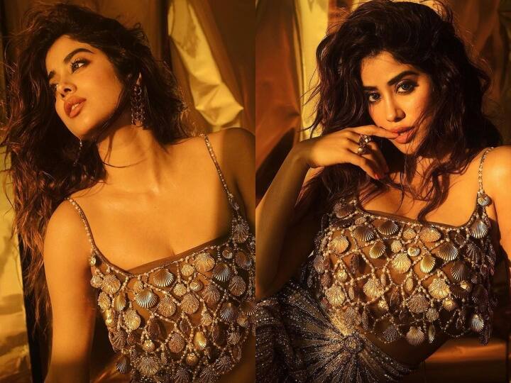 Janhvi Kapoor stunns internet with latest video actress poses for camera in golden dress बैकलेस गोल्डन ड्रेस में सोन परी बनकर इतराईं जाह्ववी कपूर, उड़ते बालों ने फैंस को किया मदहोश