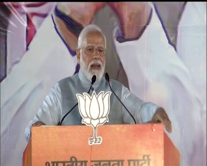 আজ নয়াদিল্লিতে বিজেপি সদর দফতরে যান নরেন্দ্র মোদি। তিনি জয়ের জন্য দলীয় কর্মী সমর্থকদের অভিনন্দন জানান।