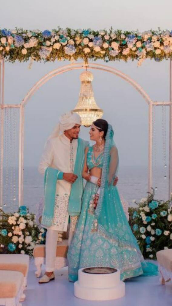 राहुल चाहर की हुईं ईशानी, देखिए शादी की तस्वीरें