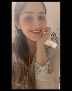 ‘டெடி’ நாயகி சாயிஷா லேட்டஸ்ட் க்ளிக்ஸ்..!