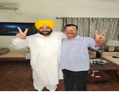 Punjab Election 2022 : ਪੰਜਾਬ 'ਚ AAP ਦੀ ਬੰਪਰ ਜਿੱਤ, ਕੇਜਰੀਵਾਲ ਤੇ ਸਿਸੋਦੀਆ ਨੇ ਹਨੂੰਮਾਨ ਮੰਦਰ 'ਚ ਕੀਤੀ ਪੂਜਾ