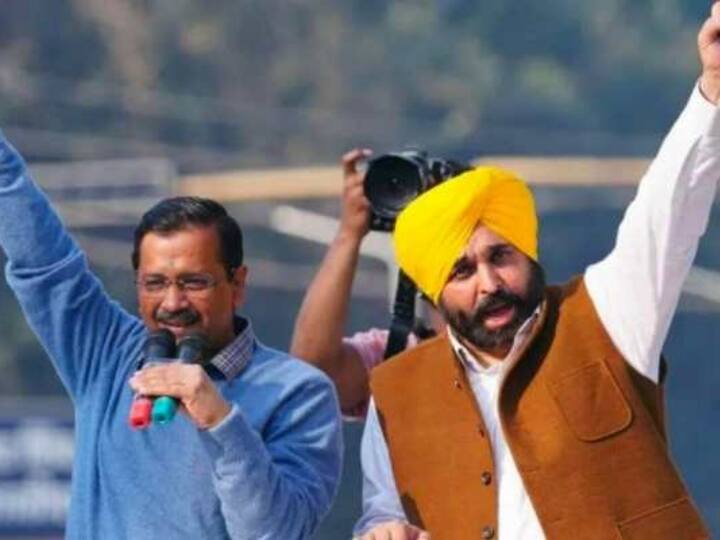 Punjab Elections Result 2022: Aam aadmi parti wins 92 seats Punjab Elections Result 2022: ਪੰਜਾਬ 'ਚ ਆਮ ਆਦਮੀ ਪਾਰਟੀ ਨੇ ਕੀਤਾ ਕਲੀਨ ਸਵੀਪ, 92 ਸੀਟਾਂ ਨਾਲ ਮਿਲਿਆ ਸਪੱਸ਼ਟ ਬਹੁਮਤ