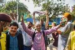 Punjab election results 2022: पंजाब में जीती आम आदमी पार्टी, दिल्ली-मुंबई में कार्यकर्ता मना रहे हैं जश्न, देखें तस्वीरें