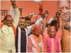 Elections Result 2022: प्रचंड जीत के बाद लखनऊ बीजेपी कार्यालय में योगी ने खेली जीत की होली, देखें तस्वीरें
