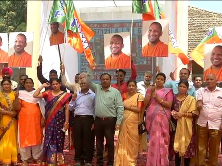 MP Celebration of BJP victory in UP assembly elections in Home Minister Narottam Mishra tweeted ANN MP: यूपी विधानसभा चुनाव में बीजेपी की जीत पर एमपी में जश्न, कार्यकर्ताओं ने फोड़े पटाखे, बांटी मिठाई