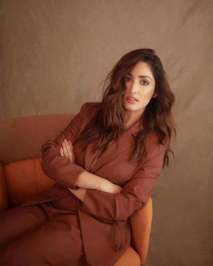 बॉलिवूड अभिनेत्री यामी गौतमच्या सौंदर्याचे अनेक चाहते आहेत. तिने सौंदर्यानं चाहत्यांची मनं जिंकली आहेत. (photo:yamigautam/ig)