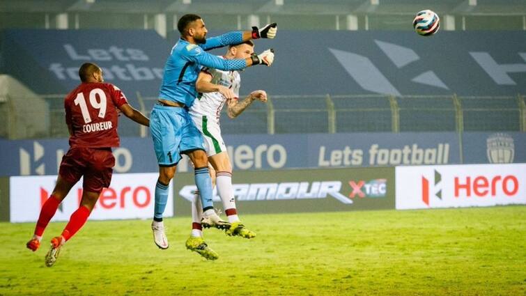 ISL 2021-22: ATK Mohun Bagan goalkeeper Amrinder Singh draws limelight with splendid performance under the bars ATK MB Records: তিন কাঠির নীচে দুর্ভেদ্য়, অমরিন্দরের কীর্তি দেখে উচ্ছ্বসিত সবুজ-মেরুন শিবির