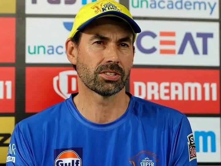 स्टीफन फ्लेमिंग चेन्नई सुपर किंग्स के हेड कोच हैं. वह 2009 से इस पद पर काबिज़ हैं. न्यूजीलैंड के इस पूर्व खिलाड़ी के नाम टेस्ट में 7 हजार और वनडे में 8 हजार से ज्यादा रन दर्ज हैं. इन्हें न्यूजीलैंड का अब तक का सर्वश्रेष्ठ खिलाड़ी माना जाता है.