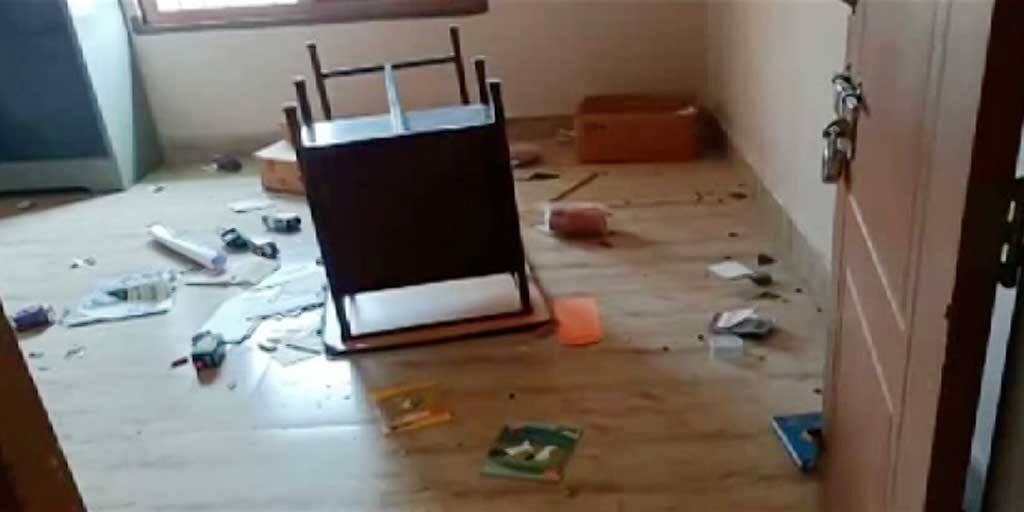 Jalpaiguri: In the cold-blooded olive groves, farmers are being blamed Jalpaiguri: হিমঘরে বন্ড পাওয়া নিয়ে ধুন্ধুমার জলপাইগুড়িতে, চাষিদের দিকে অভিযোগের আঙুল