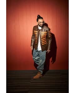 Ranveer Singh : रणवीर सिंहची स्टाईल उर्फी जावेद सारखी? अतरंगी लूकमुळे रणवीर ट्रोल..