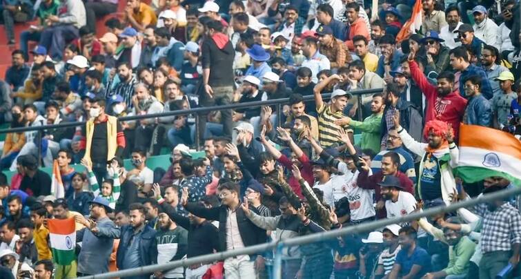 India vs Sri Lanka: 100 per cent attendance to be allowed at Bengaluru's Chinnaswamy stadium for second Test IND vs SL: બેંગલુરુ ડે-નાઇટ ટેસ્ટ અગાઉ ક્રિકેટ ચાહકો માટે આવ્યા સારા સમાચાર, સ્ટેડિયમમાં 100 ટકા દર્શકોને મળશે એન્ટ્રી