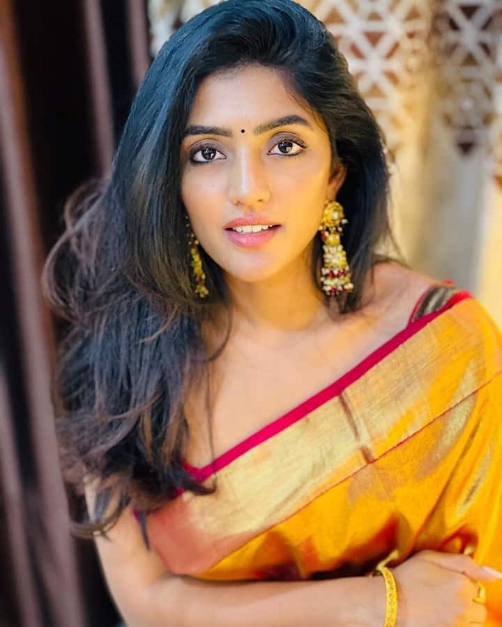 கொடியே கொடி மலரே கொடி இடையின் நடை அழகே