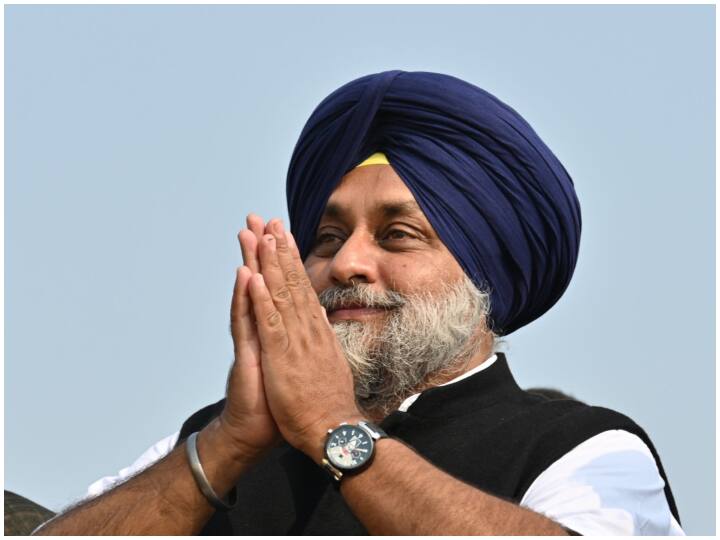 AAP dares Sukhbir Badal to clarify his association with Dera chief Ram Rahim 'ਆਪ' ਦੀ ਸੁਖਬੀਰ ਬਾਦਲ ਨੂੰ ਚੁਣੌਤੀ, ਡੇਰਾ ਮੁਖੀ ਰਾਮ ਰਹੀਮ ਨਾਲ ਆਪਣੇ ਸਬੰਧਾਂ ਨੂੰ ਸਪਸ਼ੱਟ ਕਰਨ ਬਾਦਲ