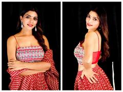 Lahari shari: ట్రెడిషనల్ ఎటైర్ లో లహరి, ఫొటోలపై ఓ లుక్కేయాల్సిందే