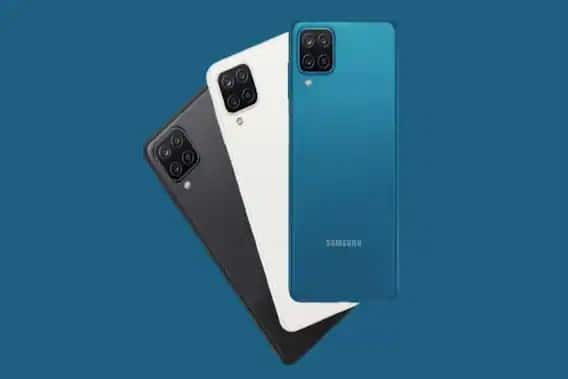 SAMSUNG Galaxy M12: આ સ્માર્ટફોનમાં 6 જીબી રેમની સાથે 128 જીબીની ઇન્ટરનલ મેમરી આપવામાં આવી છે. આમાં ક્વાડ રિયર કેમેરા આપવામાં આવ્યા છે. ફોનને પાવર આપવા માટે આમાં 6000 mAh ની બેટરી આપવામાં આવી છે. ફ્લિપકાર્ટ પર આની કિંમત 13187 રૂપિયા છે.