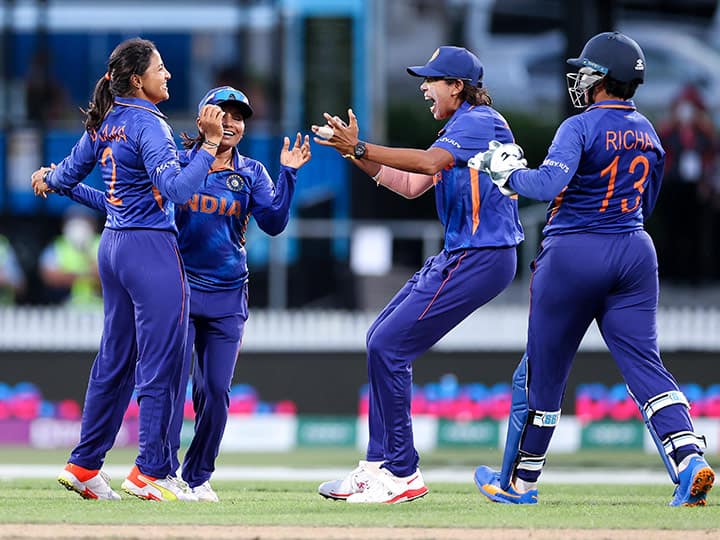 ICC Womens Worldcup IND vs WI India Women won by 155 runs against West Indies IND vs WI Innings Highlights: మంధాన, హర్మన్‌ సెంచరీల మోత - ఆ తర్వాత బౌలర్ల ఊచకోత!