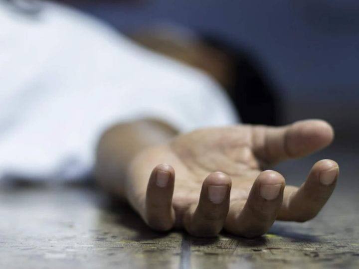Thirunelveli School boy 12th standard kills self by falling in front of train நெல்லை : பள்ளி செல்வதாக கூறிவிட்டு ரயிலில் முன் பாய்ந்து தற்கொலை செய்துகொண்ட 11-ஆம் வகுப்பு மாணவன்..