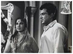 स्टार बनने के बाद Meena Kumari से दूर हो गए थे Dharmendra, एक्ट्रेस को लेकर ही-मैन ने की थी ये बात