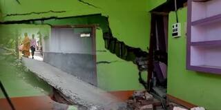 Hooghly: নদীগ্রাসে মাথা গোঁজার শেষ আশ্রয়, ভাঙনে ভিটেছাড়া পরিবার