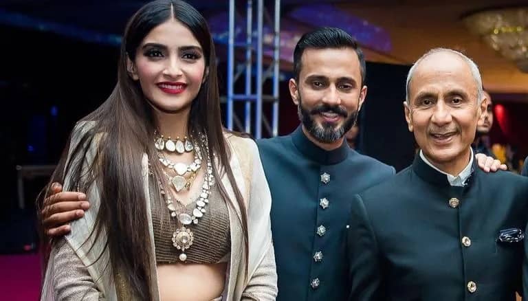 Sonam Kapoor's father-in-law Harish Ahuja cheated Rs 27 crore FRAUD : સોનમ કપૂરના સસરા હરીશ આહુજા સાથે 27 કરોડની છેતરપિંડી, 9 આરોપીઓની ધરપકડ