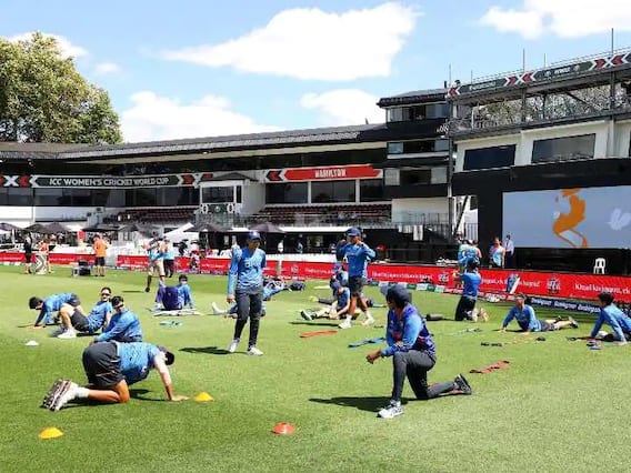 Women's World Cup: 'अनुभवी खेळाडूंनी जबाबदारीनं खेळण्याची गरज' भारतीय महिला क्रिकेट संघाच्या कामगिरीवर रमेश पोवार नाराज Women's World Cup: 'अनुभवी खेळाडूंनी जबाबदारीनं खेळण्याची गरज' भारतीय महिला क्रिकेट संघाच्या कामगिरीवर रमेश पोवार नाराज
