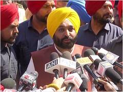 भगवंत मान ने राज्यपाल बनवारी लाल पुरोहित से मिलकर किया सरकार बनाने का दावा, 16 मार्च को भगत सिंह के गांव में होगा शपथ ग्रहण