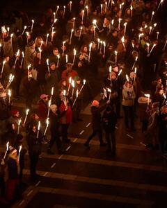 Peace Protest: “வேண்டாம் போர்...” - அமைதிக்கு குரல் கொடுக்க ஹங்கேரியில் திரண்ட மக்கள்