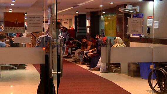 Health Commission: করোনা রোগীর চিকিৎসায় অনিয়ম ও দুর্ব্যবহারের অভিযোগ, কলকাতার হাসপাতাল ও একটি নার্সিংহোমকে জরিমানা। Bangla News