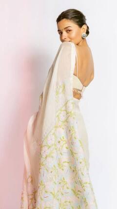 फ्लोरल साड़ी में बला की खूबसूरत लगती हैं आलिया भट्ट, तस्वीरें आपका दिल चुरा लेंगी