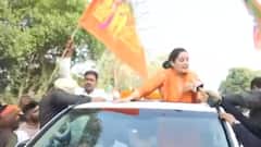 UP New Cabinet: मुलायम परिवार में मनेगी इस बार भगवा होली, Aparna Yadav फिर चली राष्ट्रवाद की चाल