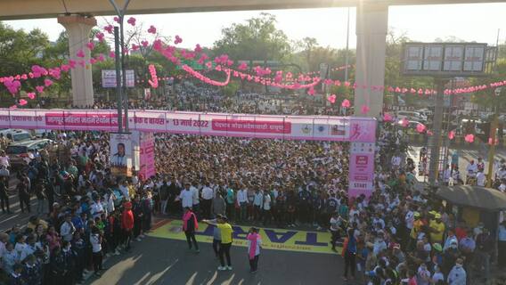 'ब्रेक द बायस'...  स्त्री-पुरुष समानतेसाठी नागपुरात मॅरेथॉन