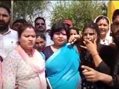 Khatima News: खटीमा में BJP महिला मोर्चा ने पुष्कर सिंह धामी को सीएम बनाने के लिए किया प्रदर्शन