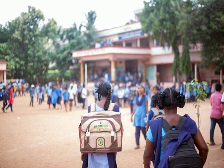 tamilnadu government explain about why government asks student community in school Students Community Details :  அரசுப்பள்ளி மாணவர்களிடம் சாதி குறித்து விவரம் கேட்கப்பட்டதா? தமிழக அரசு விளக்கம்