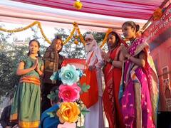 PHOTO : कोविड संकटानंतर पहिल्यांदाच शिर्डीत हजारो भाविकांच्या उपस्थितीत साई परिक्रमा