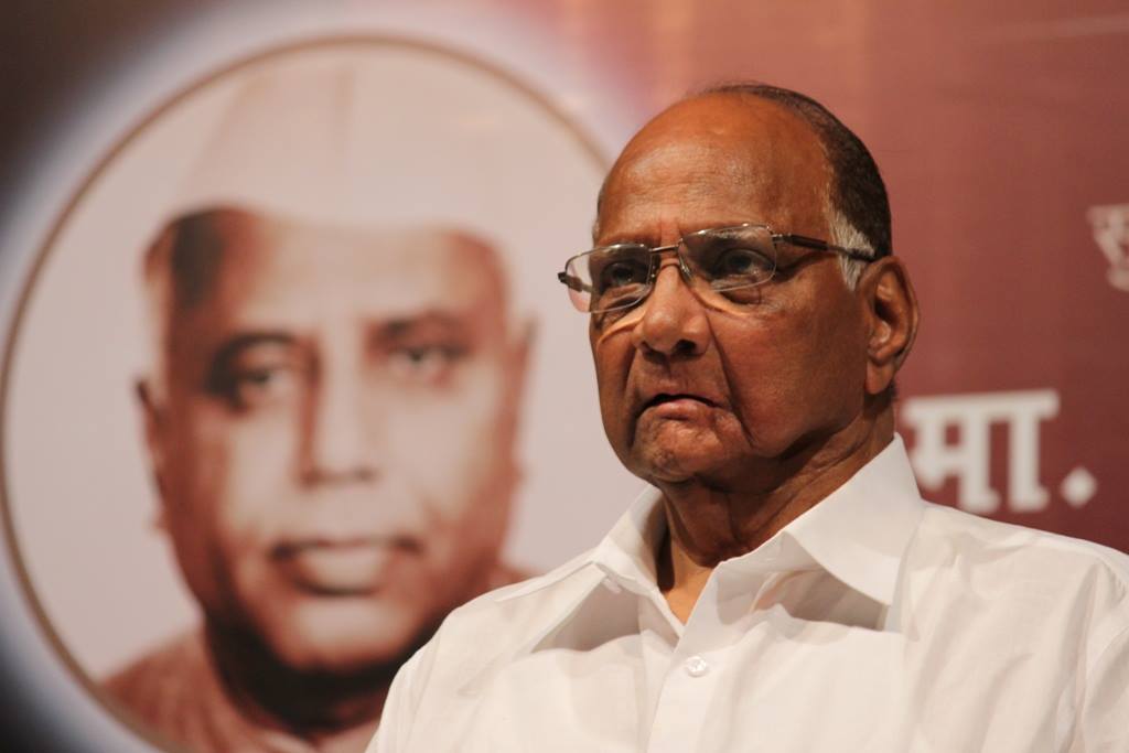 Sharad Pawar : शरद पवारांच्या संसदीय कारकिर्दीला 55 वर्ष पूर्ण, त्यांना एकदा पंतप्रधानपदाची संधी आली पण...