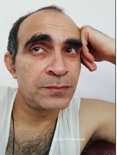 17 सालों में पूरी तरह बदल गए मुन्नाभाई MBBS के स्वामी, फोटोज़ आप रह जाएंगे शॉक्ड!