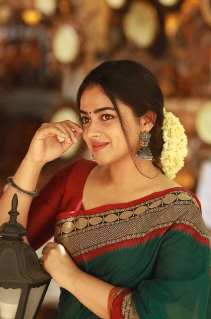 உன்னை அள்ளி தானே உயிர் நூலில் கோர்ப்பேன்