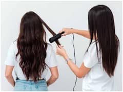 ये संकेत बताते हैं कि आप जरूरत से ज्यादा हेयर स्ट्रेटनर का कर रही हैं इस्तेमाल