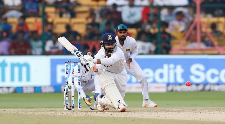 IND vs SL, 2nd Test: India given 342 runs lead against Sri Lanka before Dinner Day 2 at M. Chinnaswamy Stadium IND vs SL, 2nd Innings Highlight: কোণঠাসা শ্রীলঙ্কা, সাড়ে তিনশো রানেরও বেশি রানে এগিয়ে গেল ভারত