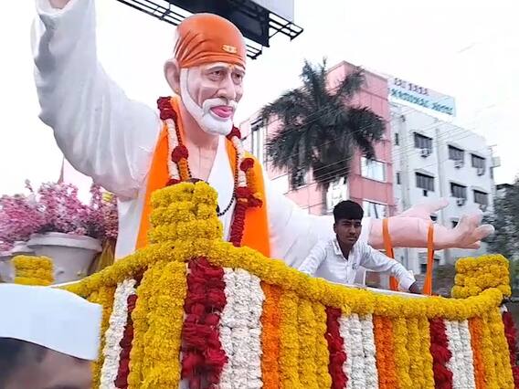 शिर्डीत हजारो भाविकांच्या उपस्थितीत साई परिक्रमा