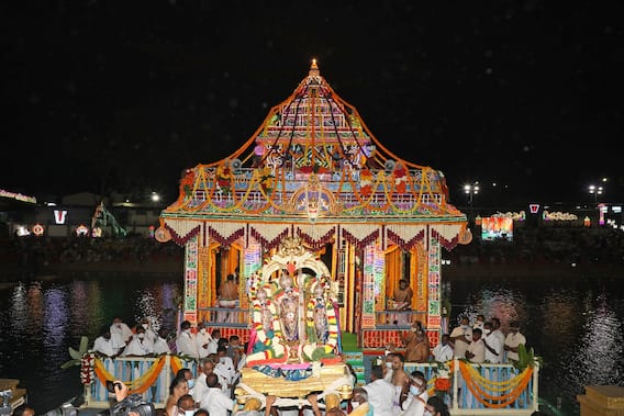 Tirumala Srivari SalakatlaTeppotsavam: వైభంగా ప్రారంభమైన తెప్పోత్సవాలు | Tirupati | TTD | ABP Desam
