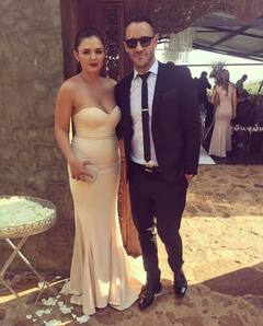 IPL 2022: કોણ છે RCBના નવા કેપ્ટન ફાફ ડુ પ્લેસિસની પત્ની, જાણો બંન્નેની લવ સ્ટોરી