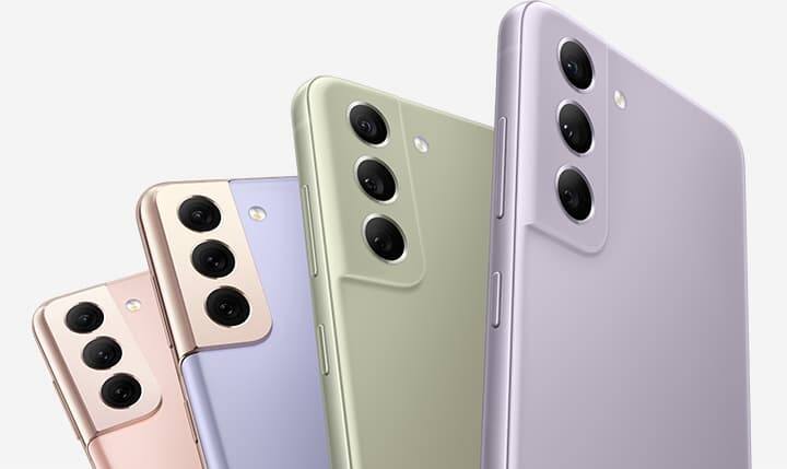 Samsung Galaxy S21, Samsung Galaxy S21+, Samsung Galaxy S21 Ultra: सैमसंग की 2021 की फ्लैगशिप सीरीज गैलेक्सी S21 को भी IP68 रेटिंग मिली है. सीरीज के तीनों स्मार्टफोन- गैलेक्सी एस21, गैलेक्सी एस21+ और गैलेक्सी एस21 अल्ट्रा डस्ट और वाटर रजिस्टेंट के साथ आते हैं. स्मार्टफोन एंड्रॉयड 11 ऑपरेटिंग सिस्टम पर काम करते हैं. इनकी कीमत 59999 रुपये से शुरू होती है.