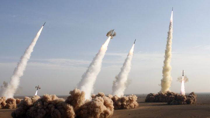 South Korea fired missiles from sea air ground in response to North Korea उत्तर कोरिया के जवाब में दक्षिण कोरिया ने दागीं जमीन-समुद्र-हवा से मिसाइलें