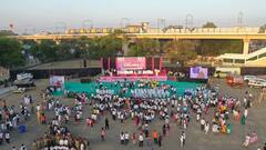 PHOTO : 'ब्रेक द बायस'... स्त्री-पुरुष समानतेसाठी नागपुरात मॅरेथॉन; हजारो महिला धावल्या