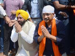 Punjab News: अरविंद केजरीवाल के साथ अमृतसर के वाल्मीकि मंदिर में दर्शन करने पहुंचे भगवंत मान, देखें तस्वीरें