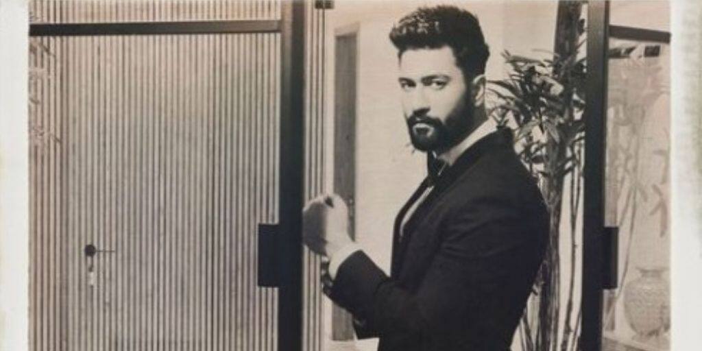 VicKat News: ভিকি কৌশলের নতুন ছবি পোস্ট, ক্যামেরার পিছনে স্ত্রী ক্যাটরিনা Katrina Kaif turns photographer for husband Vicky Kaushal, fans loves it VicKat News: ভিকি কৌশলের নতুন ছবি পোস্ট, ক্যামেরার পিছনে স্ত্রী ক্যাটরিনা