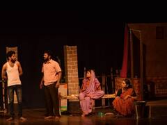 In Pics : 60 व्या राज्य नाट्य स्पर्धेत पुणे केंद्रातून 'खानदानी' अव्वल